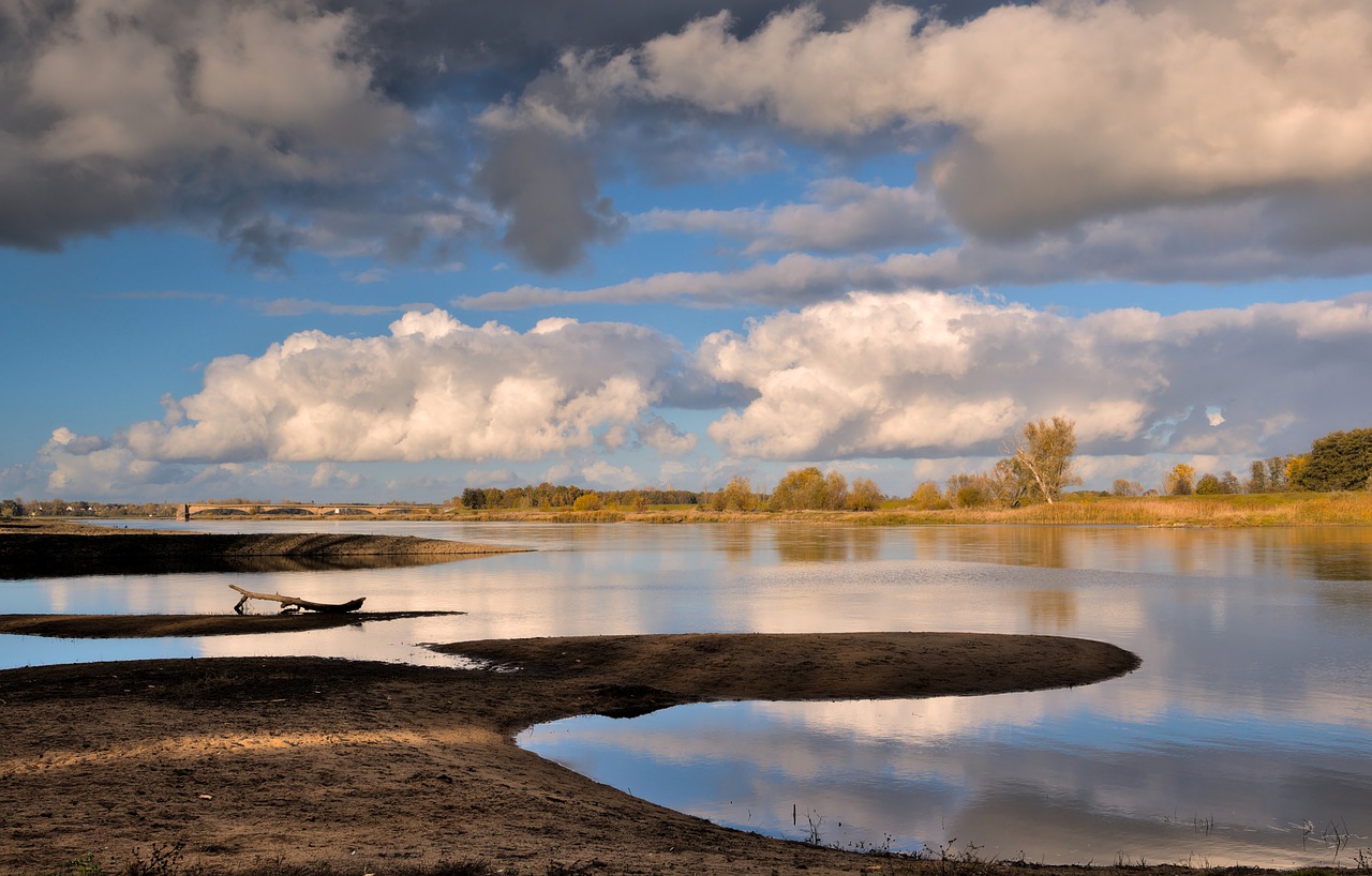 flow, reflection, water-7580610.jpg