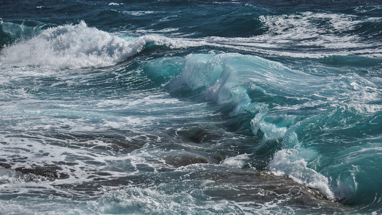 wave, sea, water-7666189.jpg